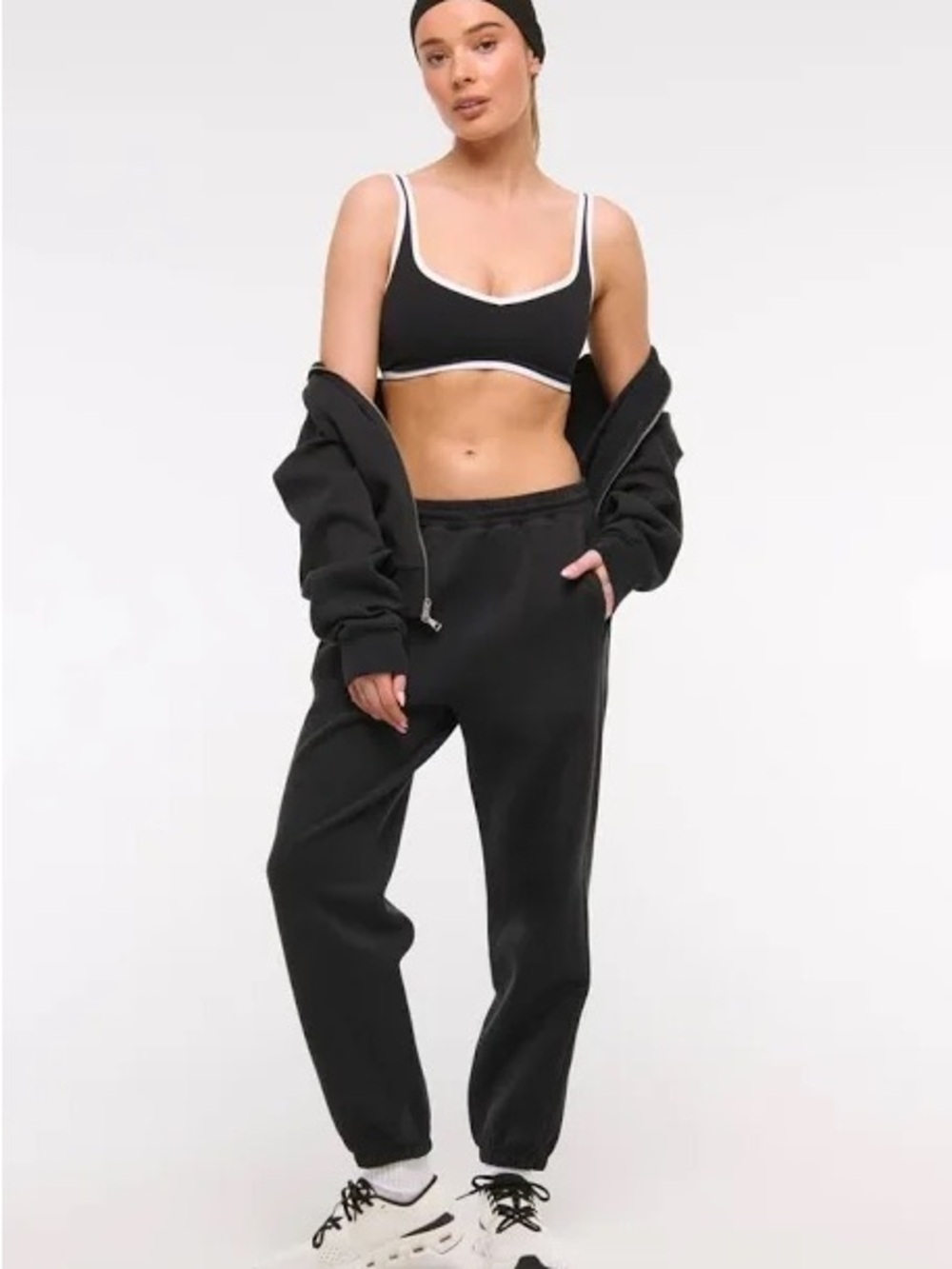 LIKE NEW YPB Abercrombie & Fitch Women's Black Elastic-Waist Jogger Pants